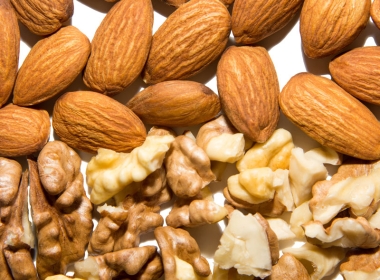 Types of Nuts and Their Advantages